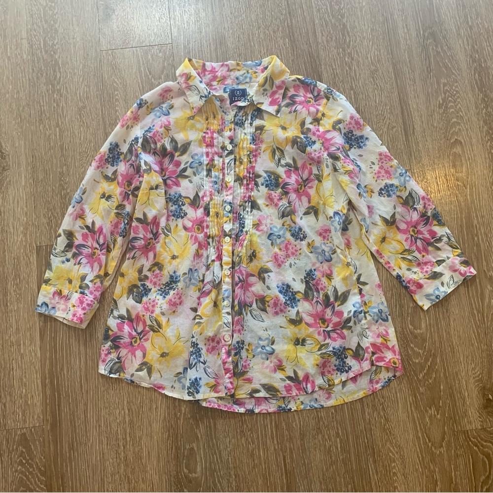Floral Pintuck Button-Up Blouse in Pink, Yellow & Blue size XL